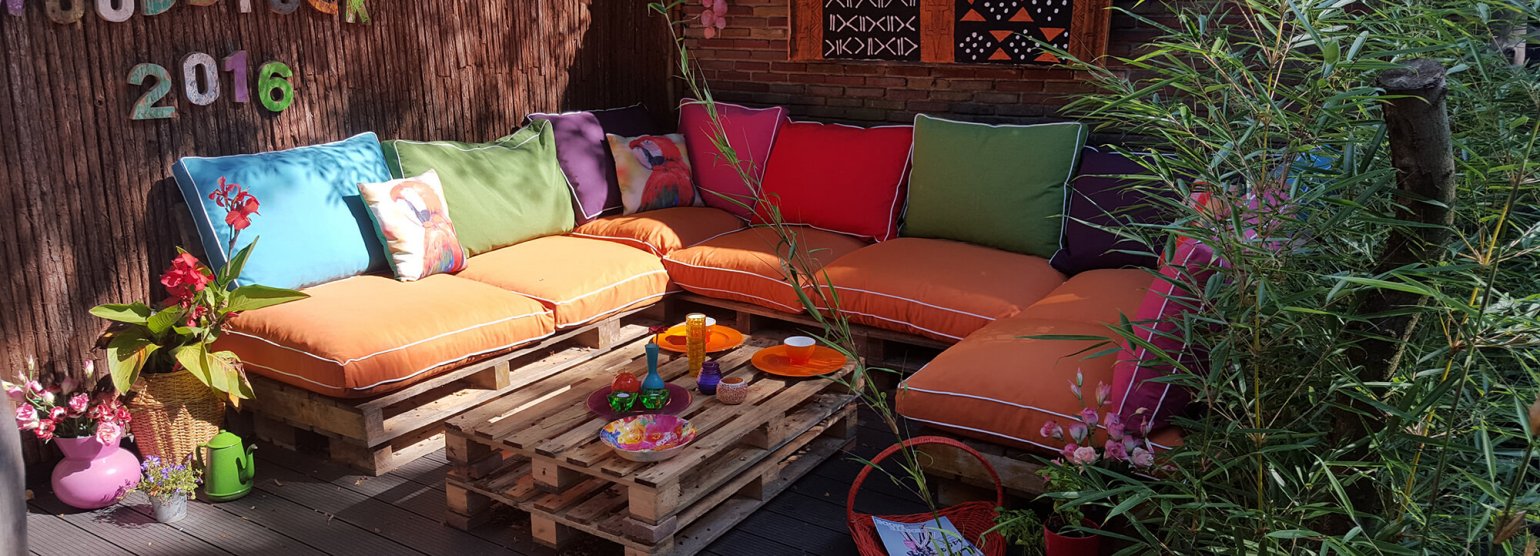 stuiten op Leerling Vermelden DIY: je eigen loungebank van houten pallets - Homeandgarden.nl
